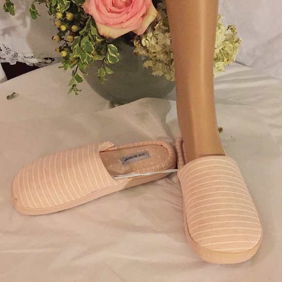 ❄️🔷JOE BOXER SLIP-ON CUSHION SLIPPERS - Picture 2 of 5